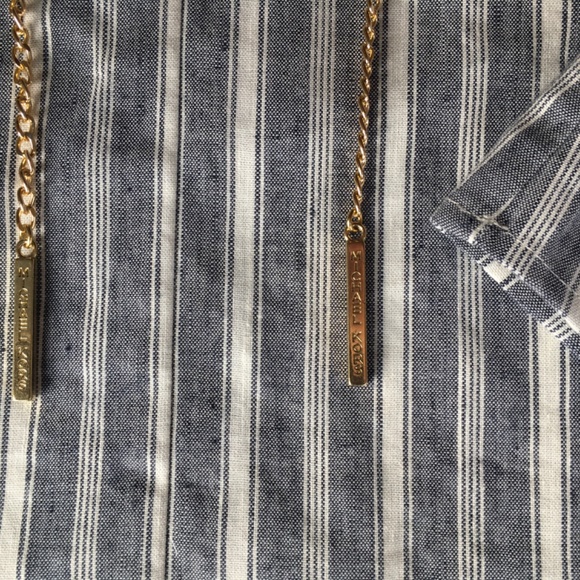 Michael Kors Bell Sleeve Linen Blouse with Gold Chains - Size S - Picture 3 of 7